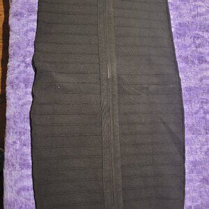 NWOT Marciano-Black, Stretchy high-Midi Pencil Skirt with zipper